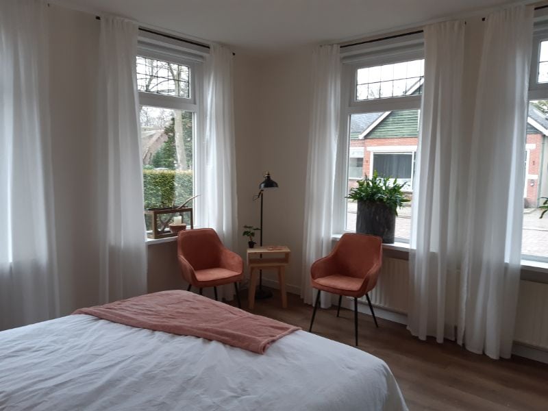 grote kamer vanaf nis gezien