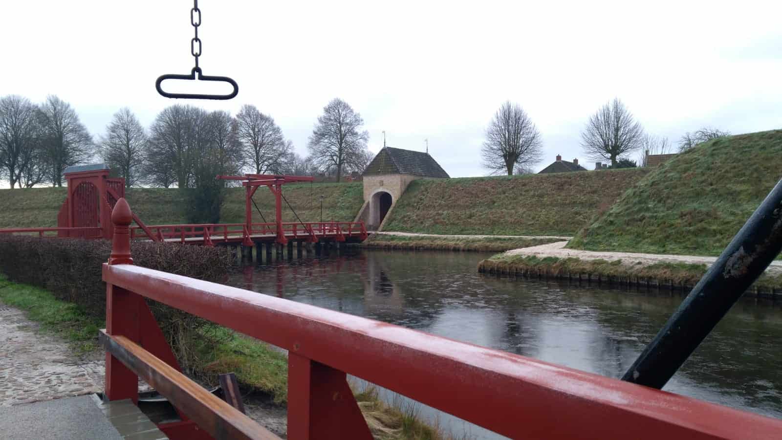ophaalbrug-bourtange-historisch-arrangement