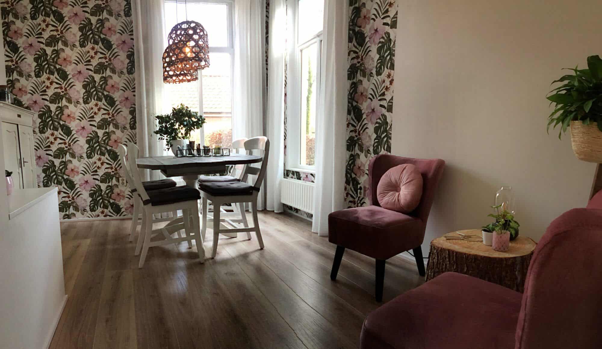 overzicht hele ontbijtkamer