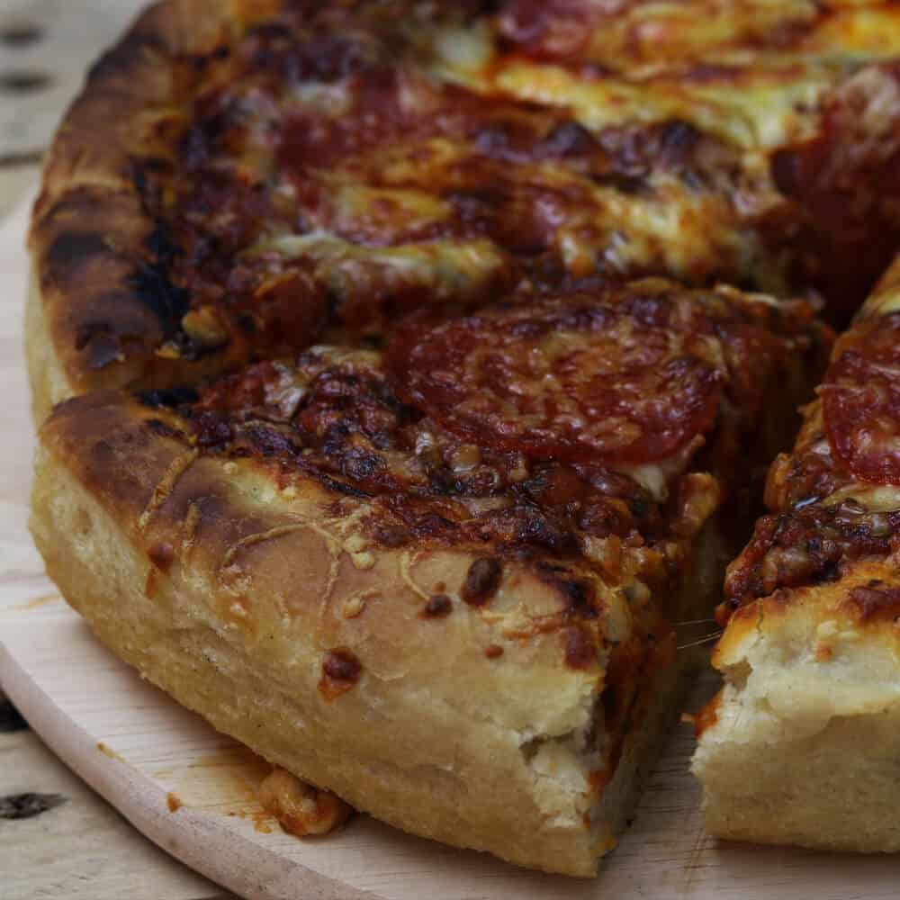 amerikaanse-pan-pizza-uitgelicht