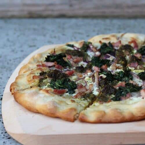 pizza bianca spek uitgelicht