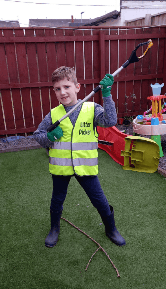 Excited litter-pickers will clean up thanks to grant