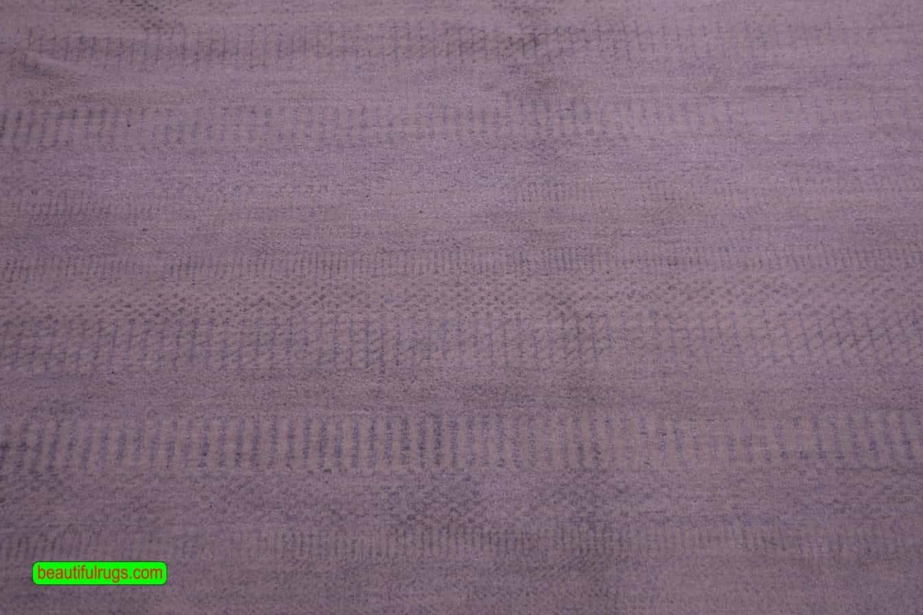 7007- Handmade contemporary style rug from India. Size 7.10x10.2.