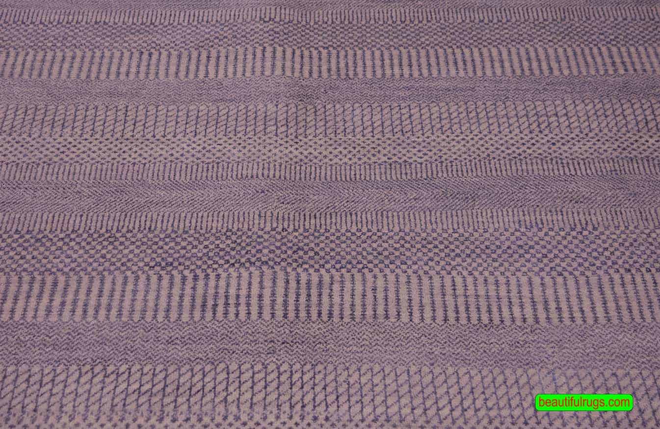 7007- Handmade contemporary style rug from India. Size 7.10x10.2.