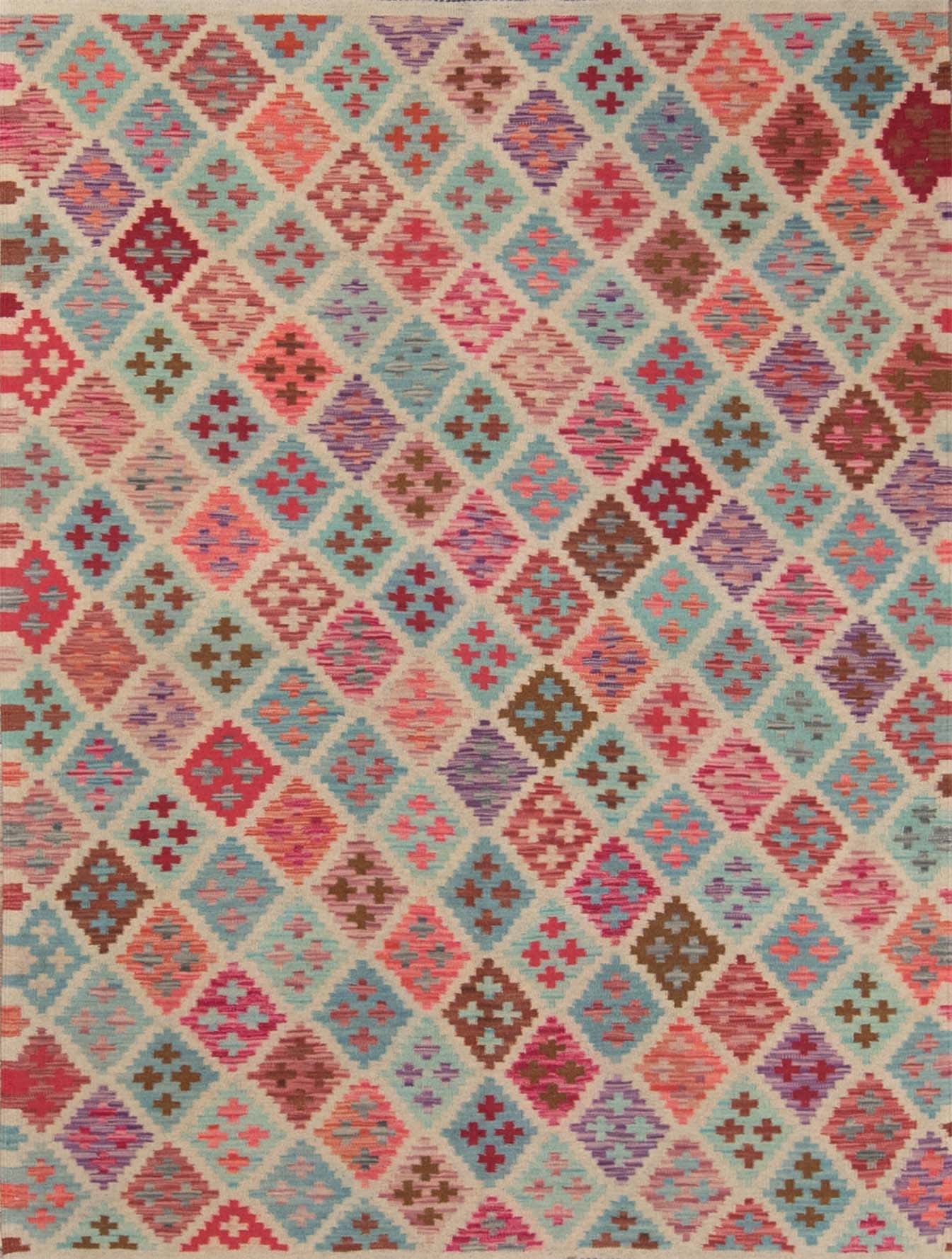 3118- Hand woven kilim rug made of 100% wool in geometric style made in Pakistan. Size 5.2x6.7.
