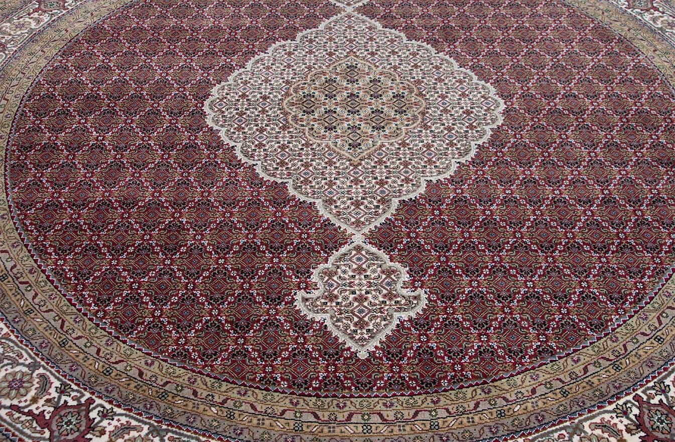3157- 10 ft round rug. Handmade large 10x10 round rug in traditional Persian Tabriz design made in India.