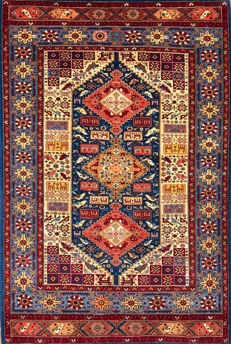 5x8 rug, geometric style handmade Persian Qashqai rug made from wool and silk.