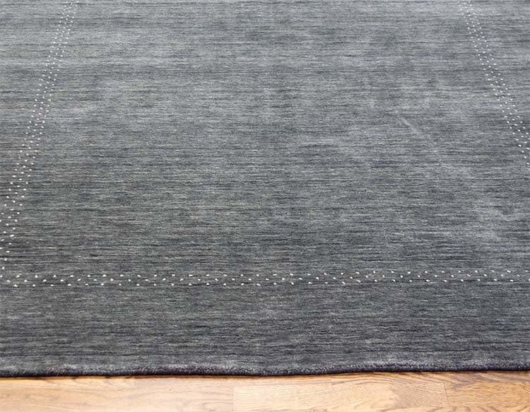 Dark gray rug crafted in India made of 100% wool, gray oriental rug. Size 6x9.