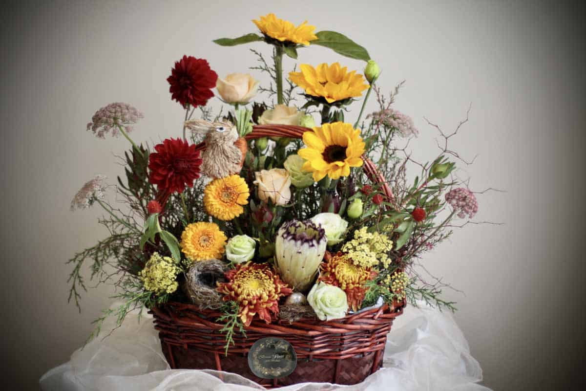 Hoppy Happy Easter Flower Arrangement - Image 6