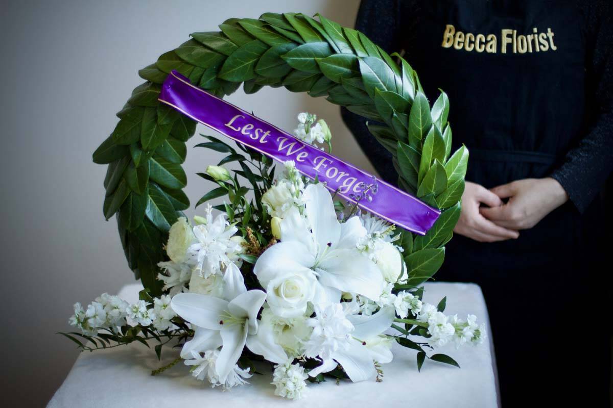 Lest We Forget Anzac Day Wreath - Image 2