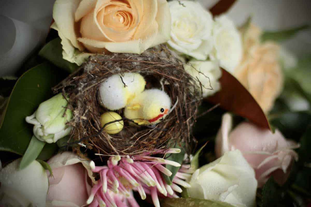 Easter Flower Bouquet in Pastels - Image 4