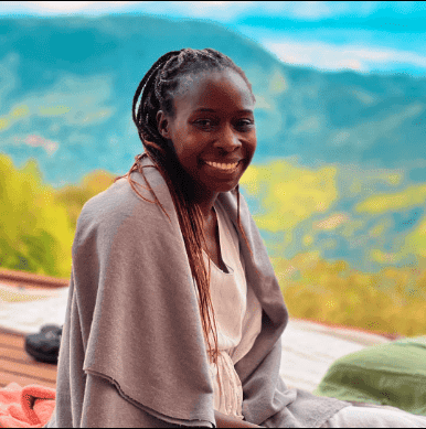 Aya Retreat Guacamayo