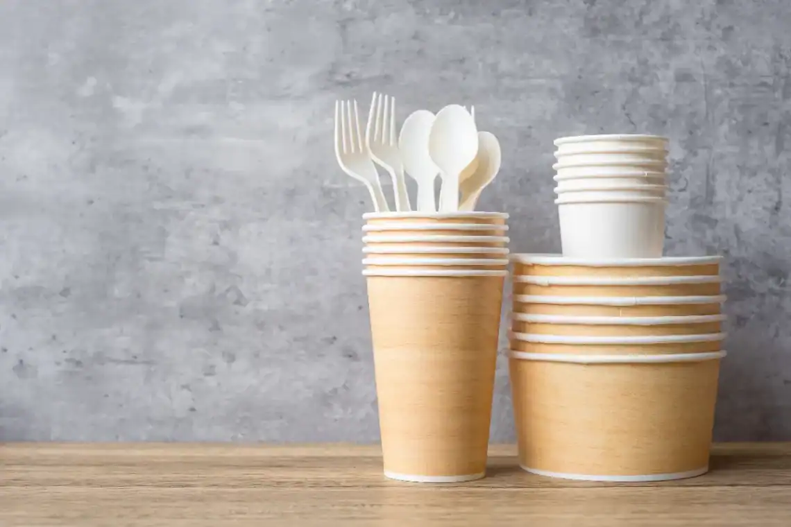 Reusable packaging with AI