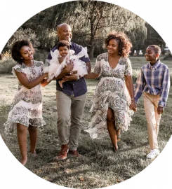 Zach & Zoe Sweet Bee Farm