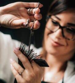 Simply Erinn’s Unisex Hair Salon