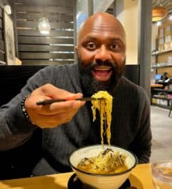 Chimaeats (Chima | Eats + Travel)