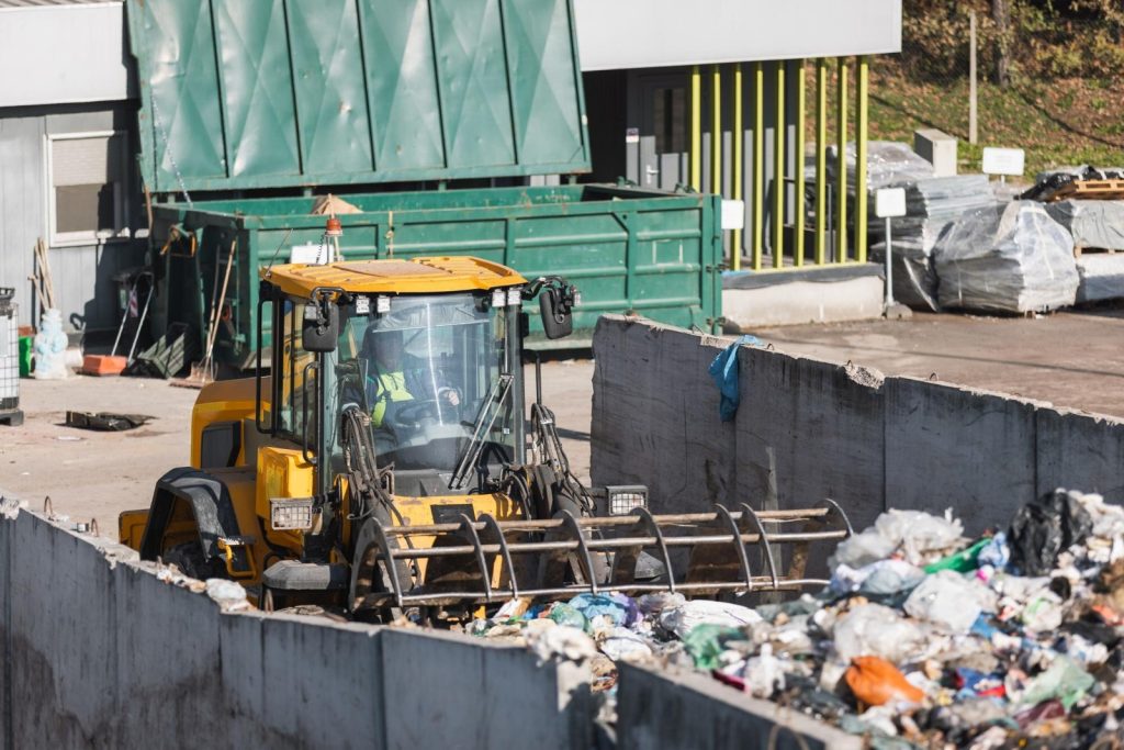 Gestão de resíduos na construção civil: um elo estratégico com a sustentabilidade industrial