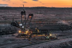 Empilhamento drenado: o que diz a legislação sobre pilhas de rejeitos na mineração