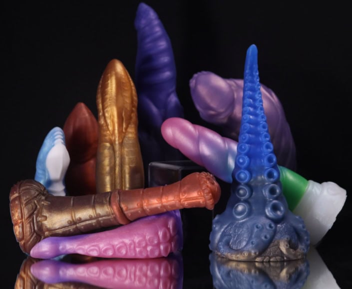 dildos coleção de dildos coloridos e diferentes