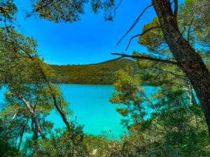 Turquoise Waters of Mljet Island's Lake: Nature's Tranquil Gem