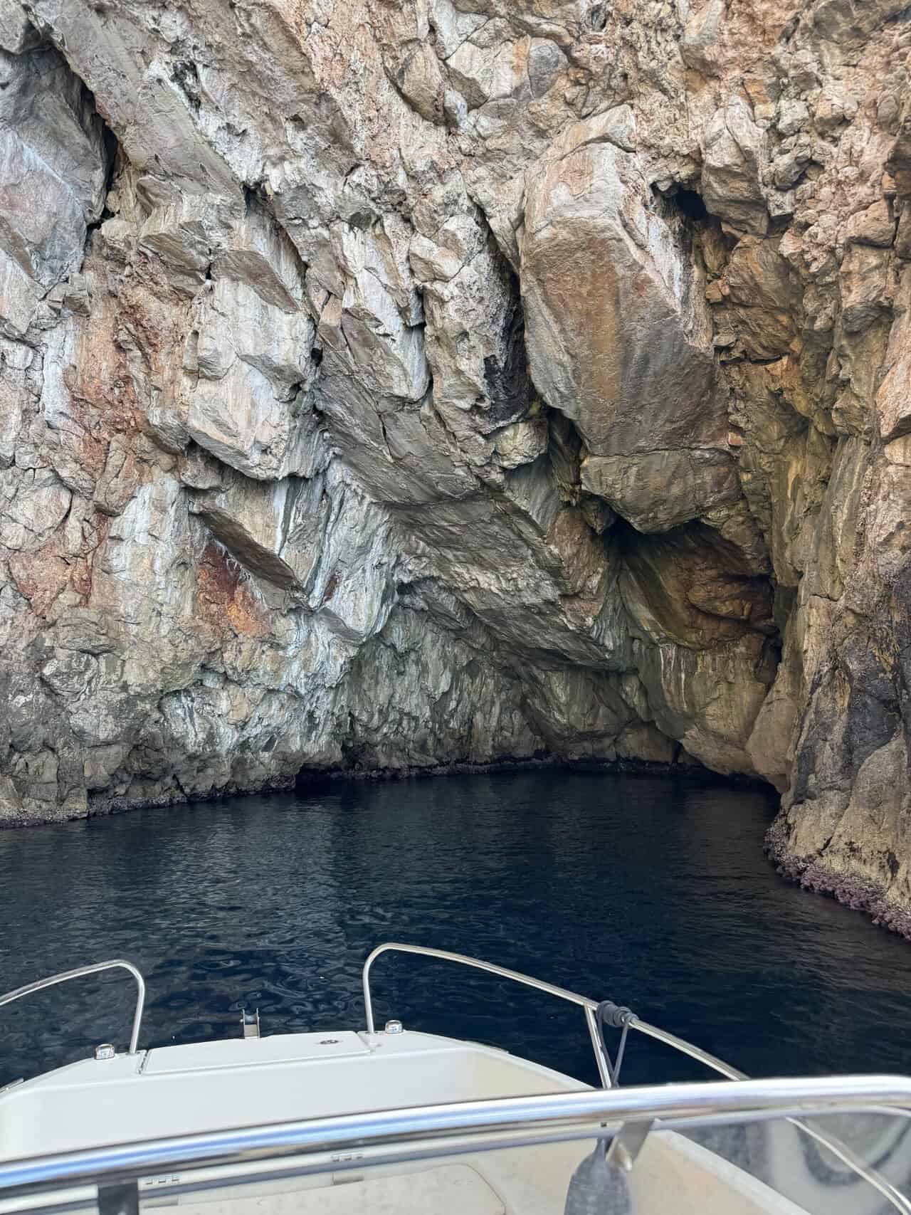 Green Cave boat stop on Elaphiti Island tour