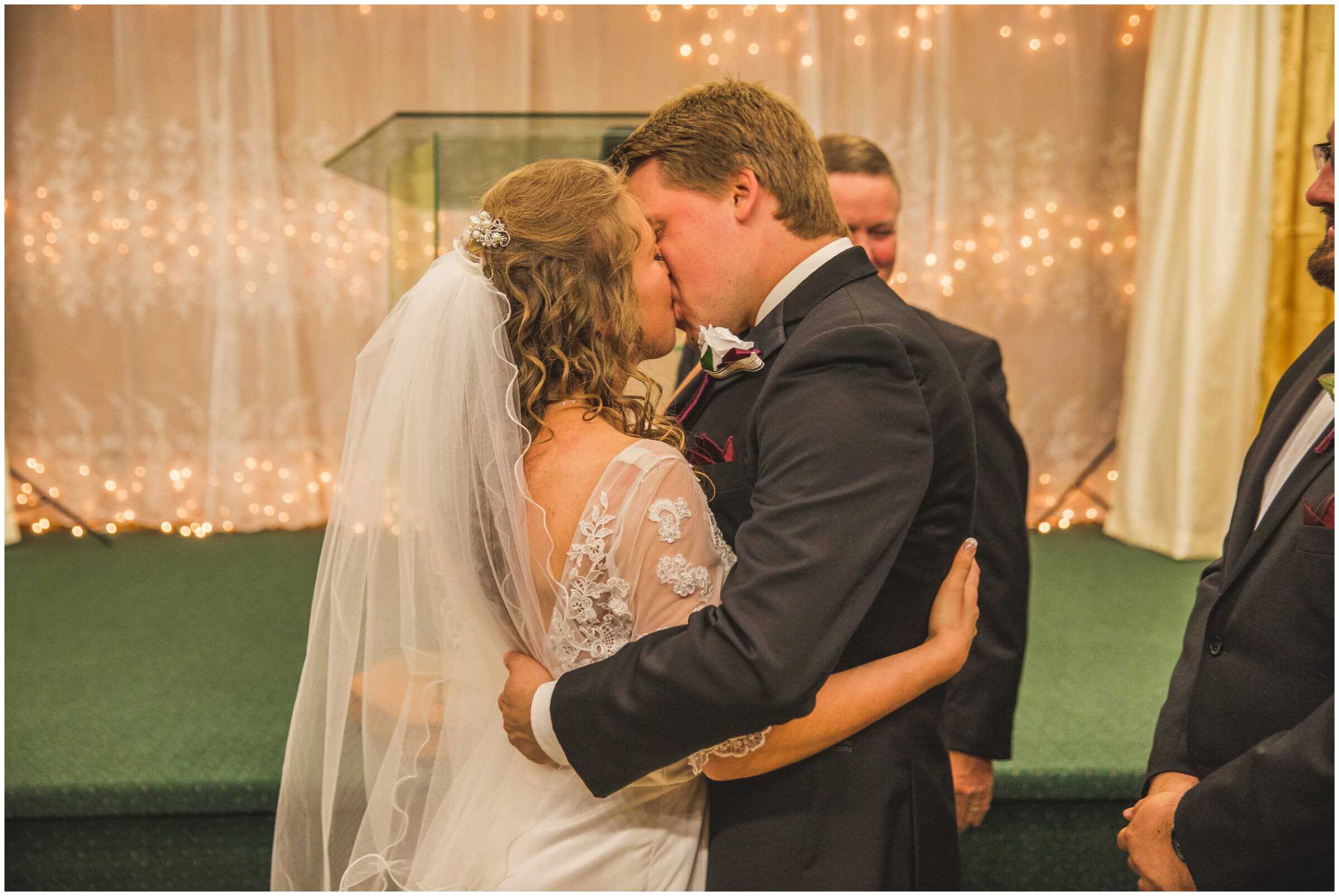 la crosse center riverside wedding box car photography