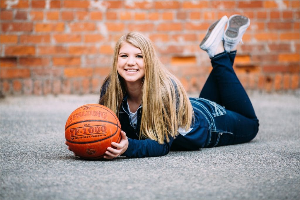 La Crosse Wisconsin Senior Portrait Boxcar Photography
