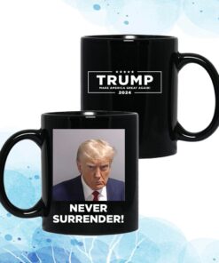 Official trump never surrender Coffee Mug