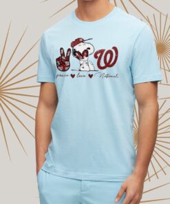 Washington Nationals Peace Love Nationals Snoopy t-Shirtt