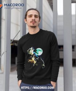 the three wolves howling at the moon shirt sweatshirt 1