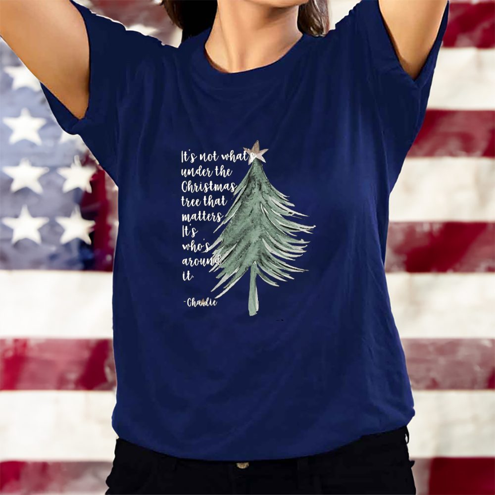 Retro It’s Not About What’s Under The Christmas Tree That Matters It’s Who’s Around It Sweat T-Shirt 4 Retro It’s Not About What’s Under The Christmas Tree That Matters It’s Who’s Around It Sweat T-Shirts
