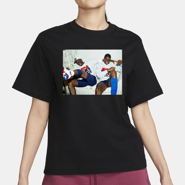 Magic Johnson Talks Up Michael Jordan’s All-Hours Poker T-Shirt1