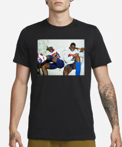 Magic Johnson Talks Up Michael Jordan’s All-Hours Poker T-Shirt3