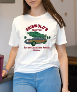Thechivery Fun Old Fashioned Family Christmas T-Shirt2