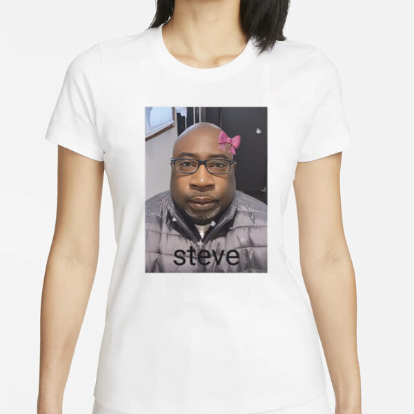 Sillyteestudio Steve T-Shirt