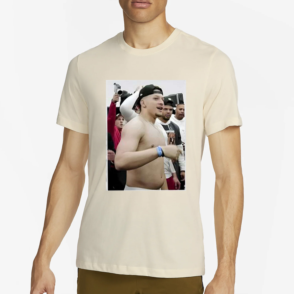 Rashee Rice Wearing Patrick Mahomes Ii T-Shirt 4 Rashee Rice Wearing Patrick Mahomes Ii T-Shirt2
