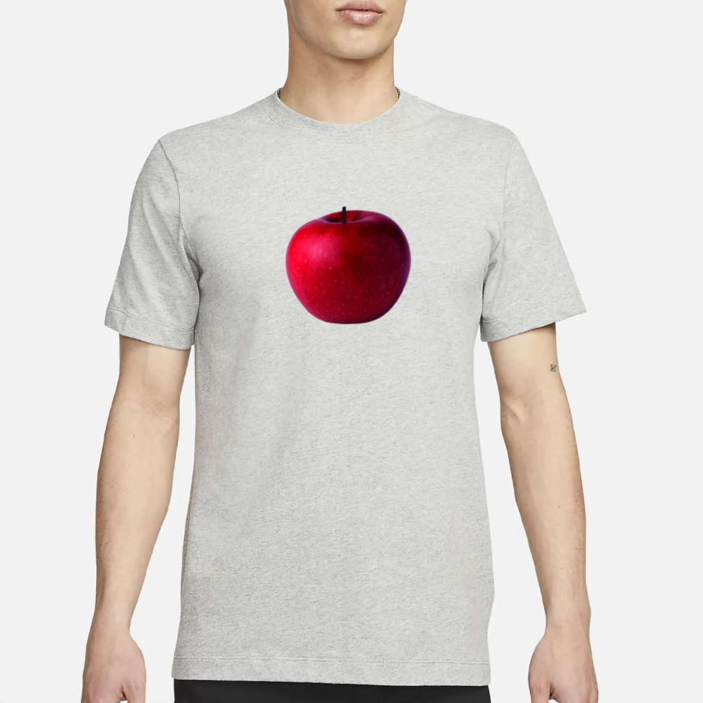 Dallas Mavericks Travis Kelce Wearing Apple T-Shirt 4 Dallas Mavericks Travis Kelce Wearing Apple T-Shirt2