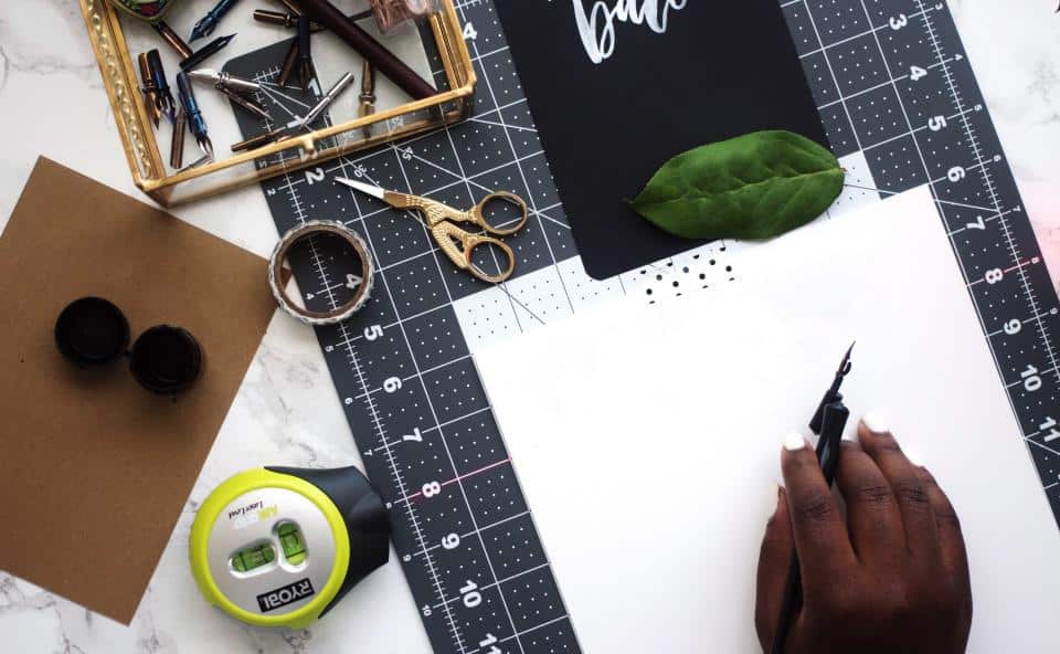 how much does it cost to start a clothing brand