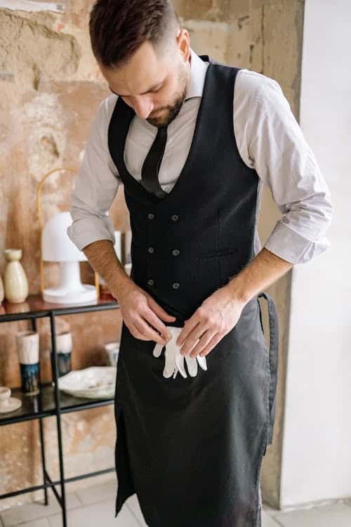 horseshoe vests for men