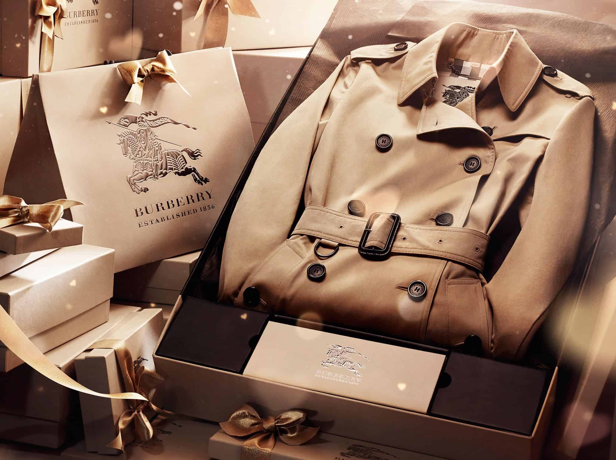 Packaging & Branding Coat