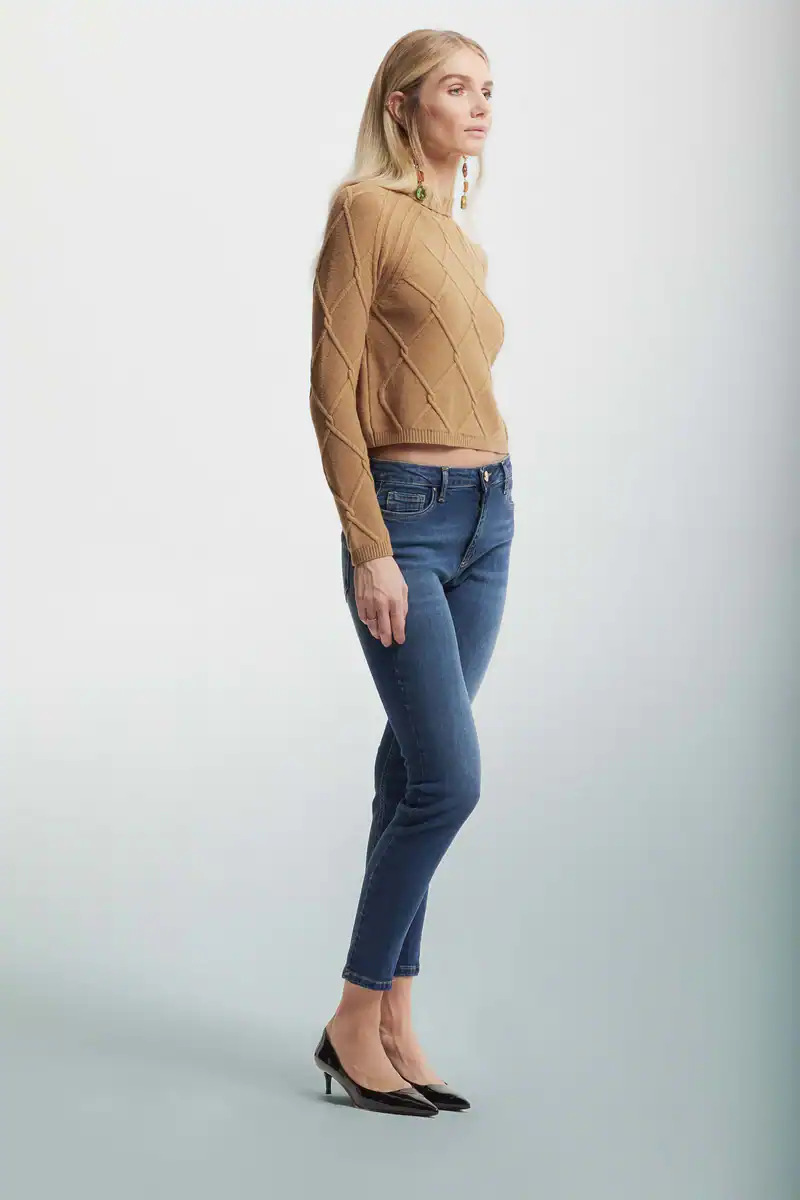 Skinny Cut Jeans