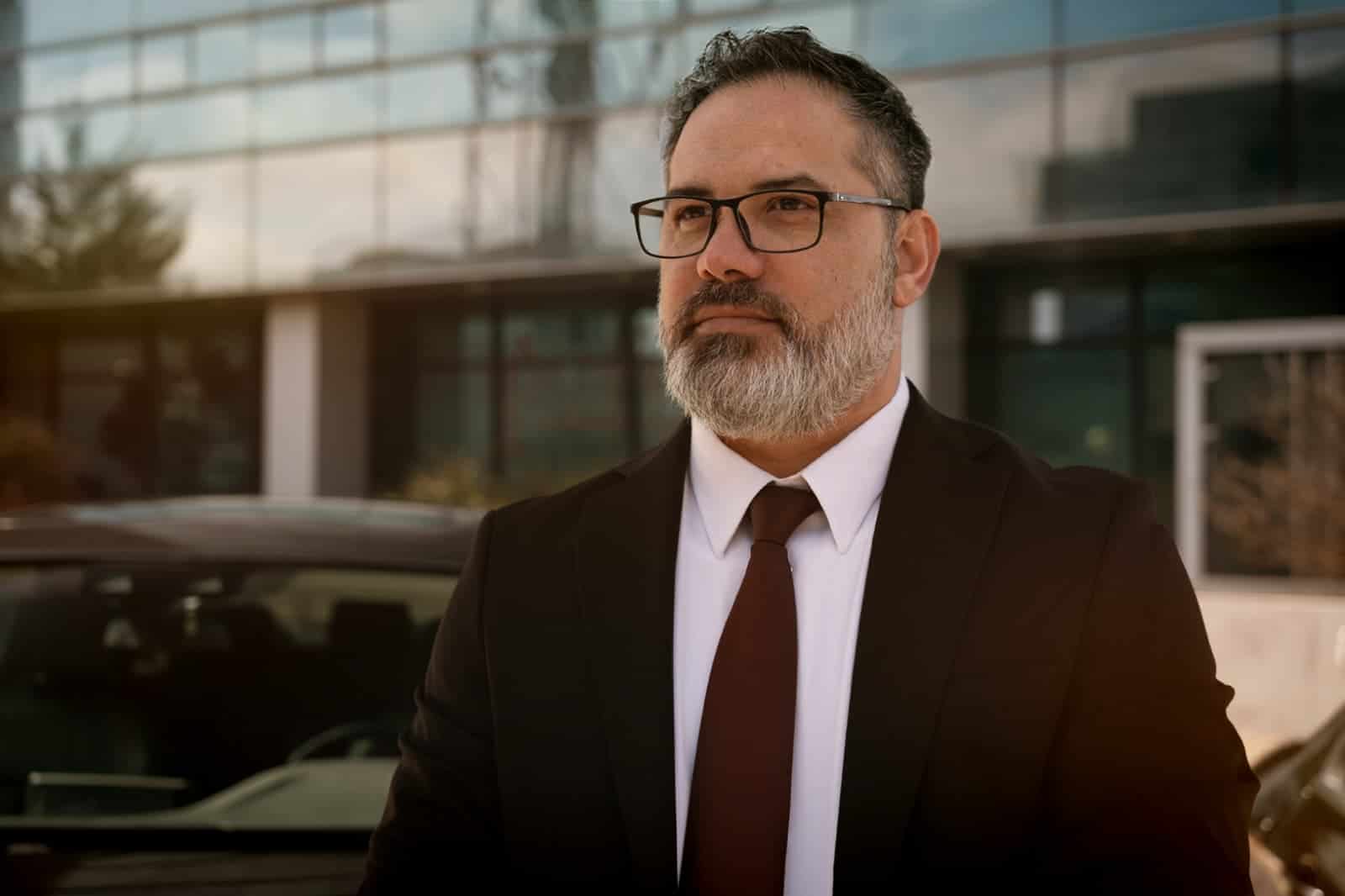 Professional chauffeur portrait for Bud’s Cab premium chauffeur service in Bucharest