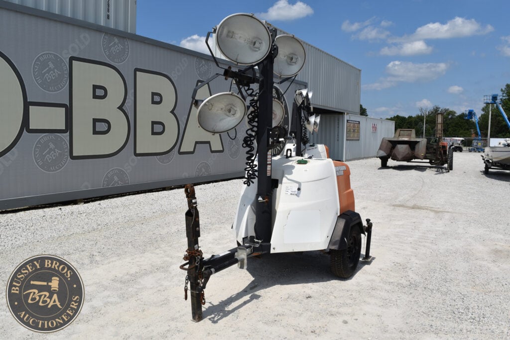 Portable lighting tower at Bussey Bros Auction for heavy equipment sale.