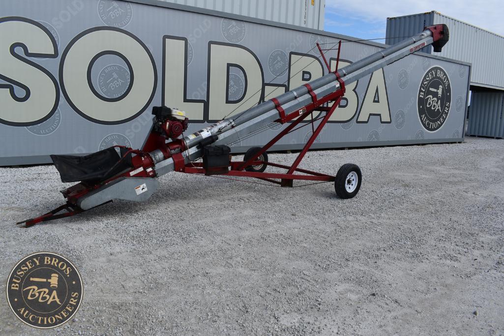 Agricultural grain conveyor for sale at Bussey Bros Auctioneers, ideal for farming and grain handlin.