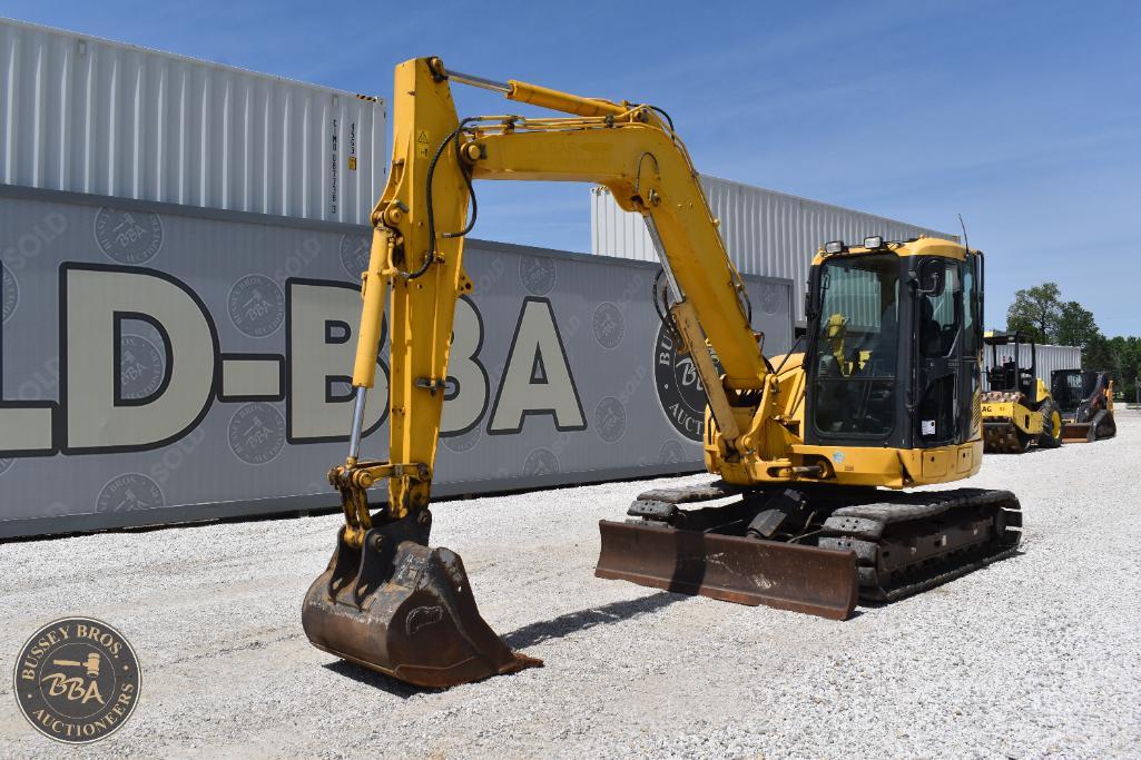 Excavator on auction lot at Bussey Bros Auctioneers.