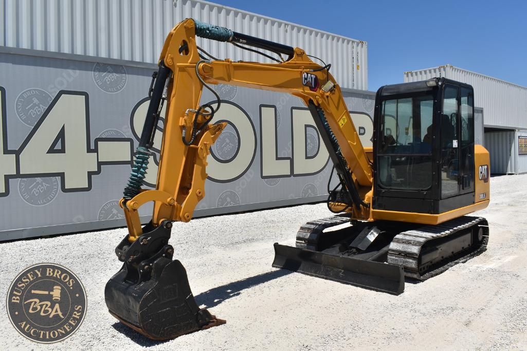 Excavator for sale at Bussey Bros Auctioneers, heavy machinery auction event.