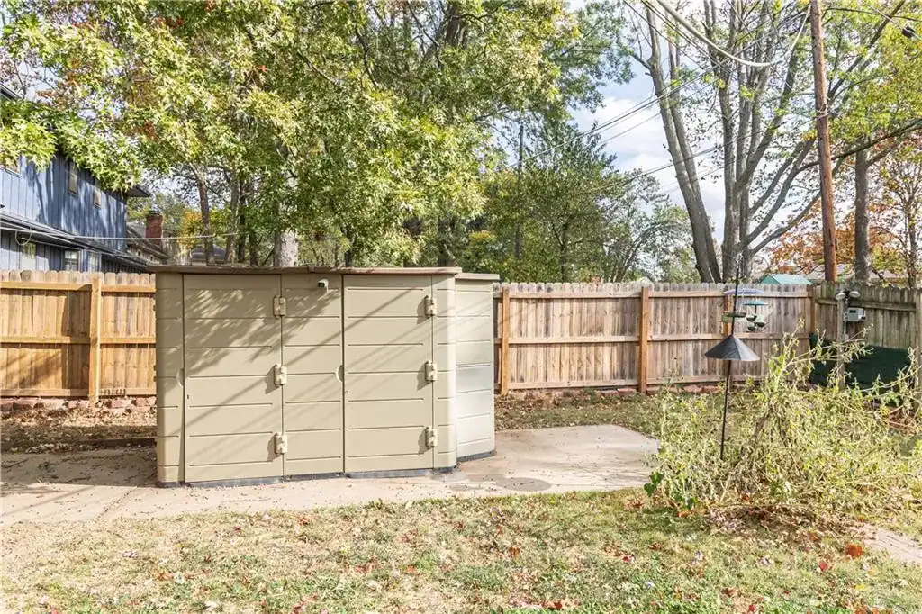 9b4bc3c7e3e2759774f81f0e9dac9963l-m1009706085rd-w2048_h1536