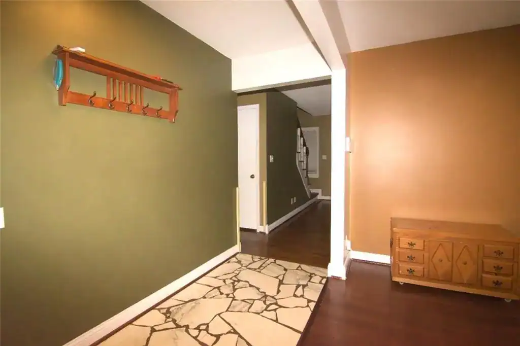 9b4bc3c7e3e2759774f81f0e9dac9963l-m1542775266rd-w2048_h1536