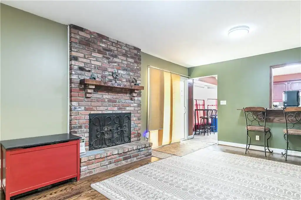 9b4bc3c7e3e2759774f81f0e9dac9963l-m395034538rd-w2048_h1536