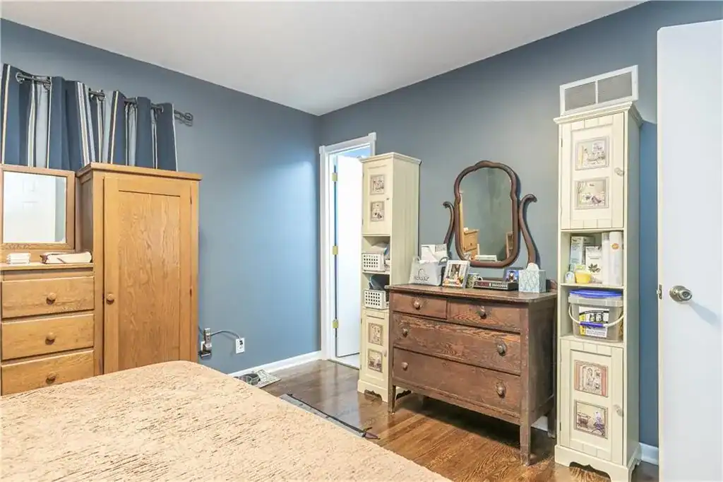 9b4bc3c7e3e2759774f81f0e9dac9963l-m4044042389rd-w2048_h1536